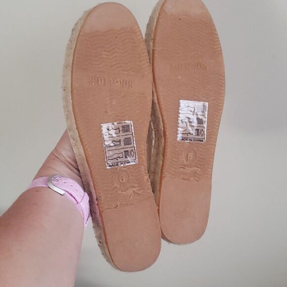 Soludos Peach Embroidered Espadrilles Sand Size 6 NEW - Picture 6 of 7